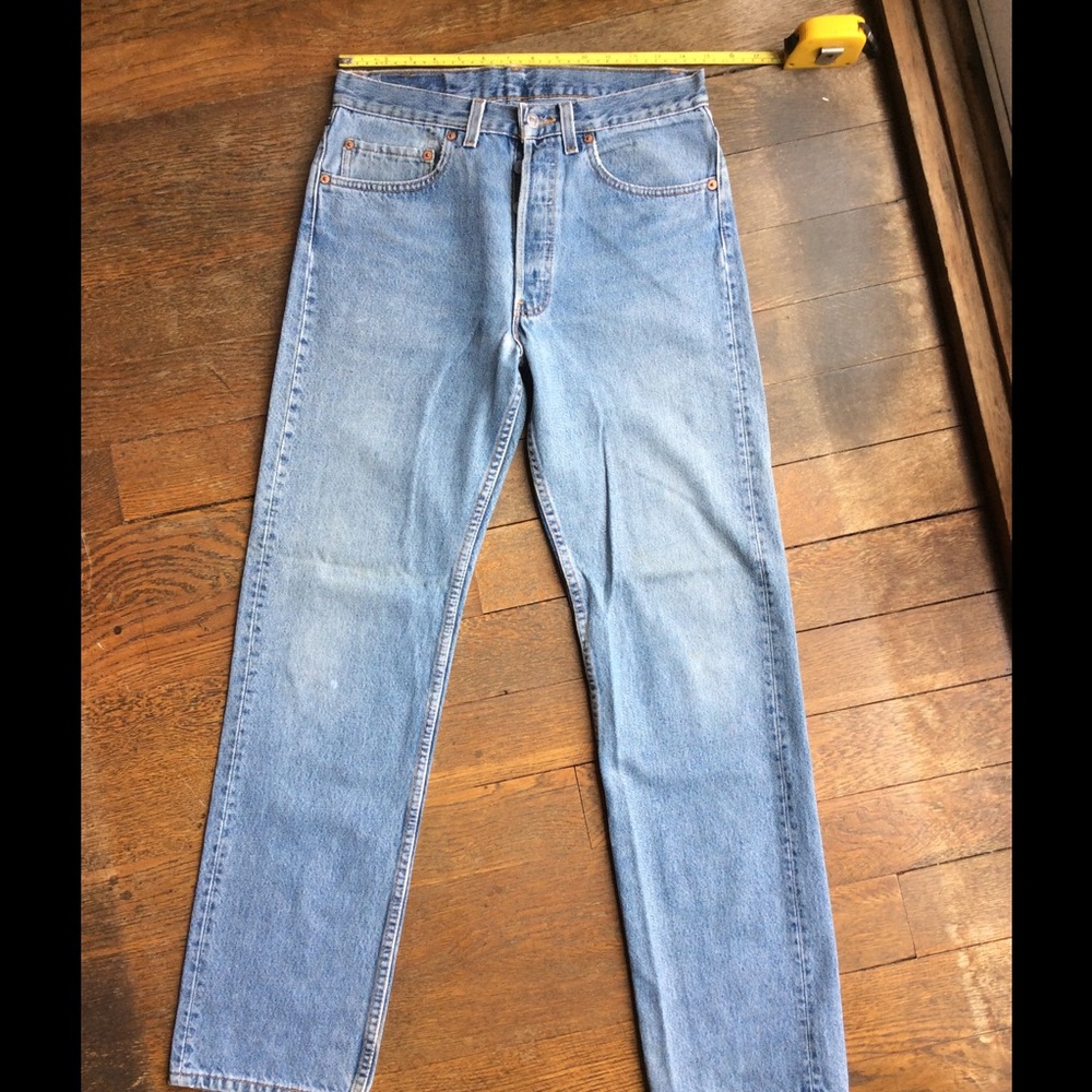 True vintage 80-90's Levi 501 jeans. Lovely fade!
