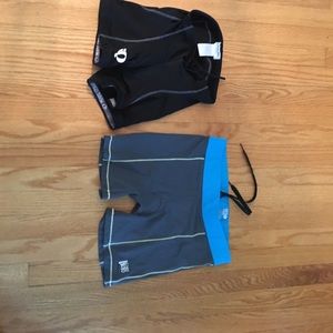 2 pairs of triathlon shorts