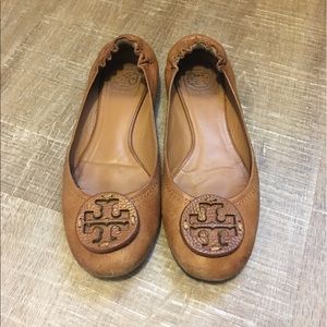 Tory Burch Tumbled leather Reva flat