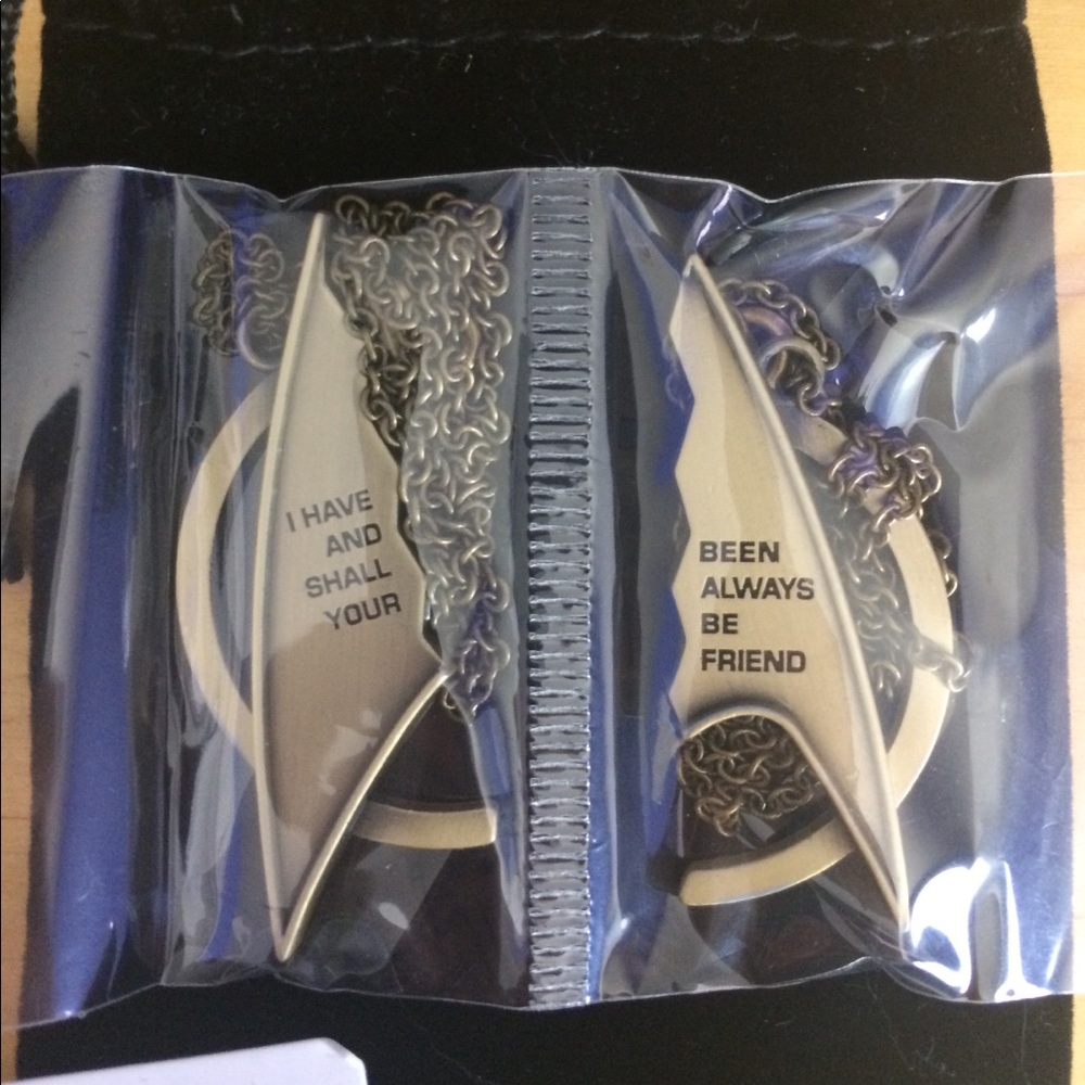 Star Trek "Best Friends Forever" Necklace