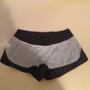 Lulu Lemon Reflective Speed Shorts Size 8