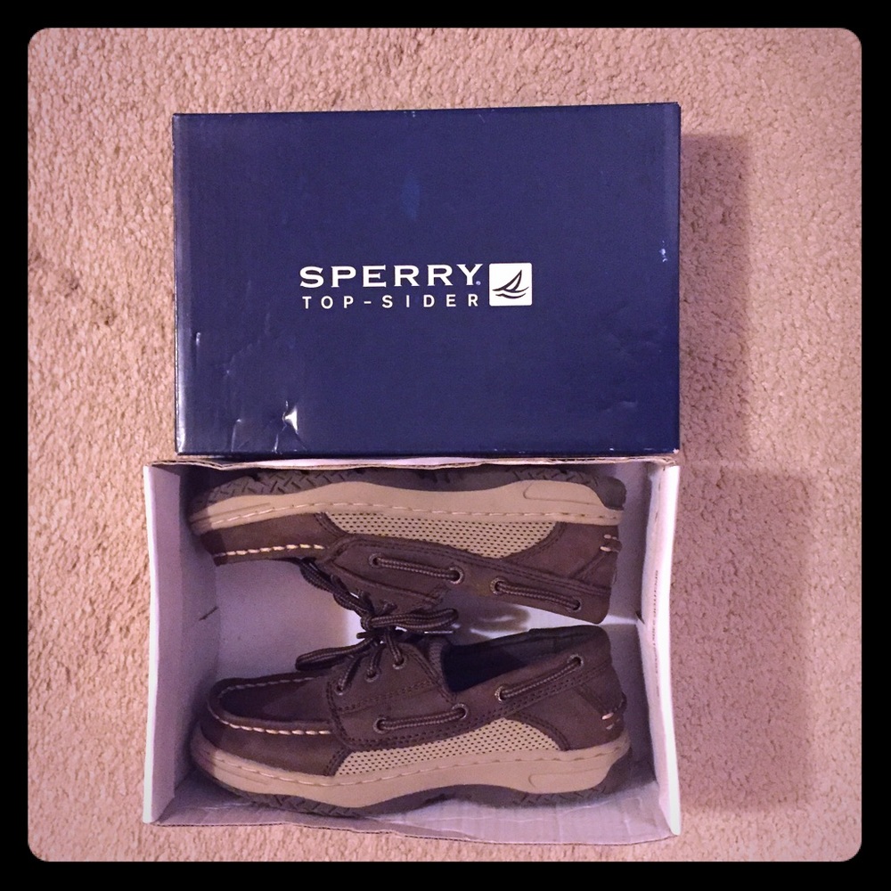 Boys Sperrys