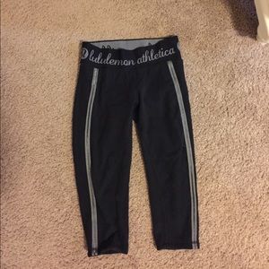 lululemon cropped leggings