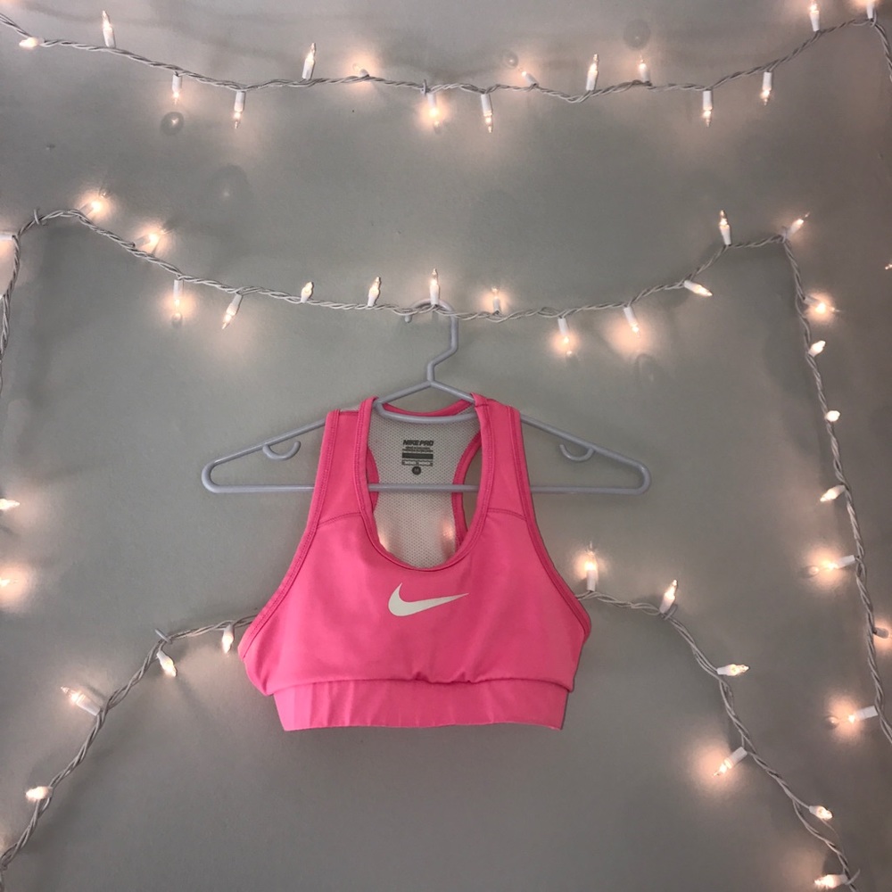Nike pro sports bra