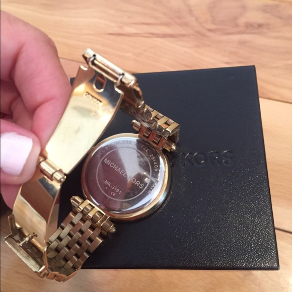 Michael Kors Gold Watch - Picture 3 of 6