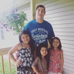 Meet your Posher, Paloma