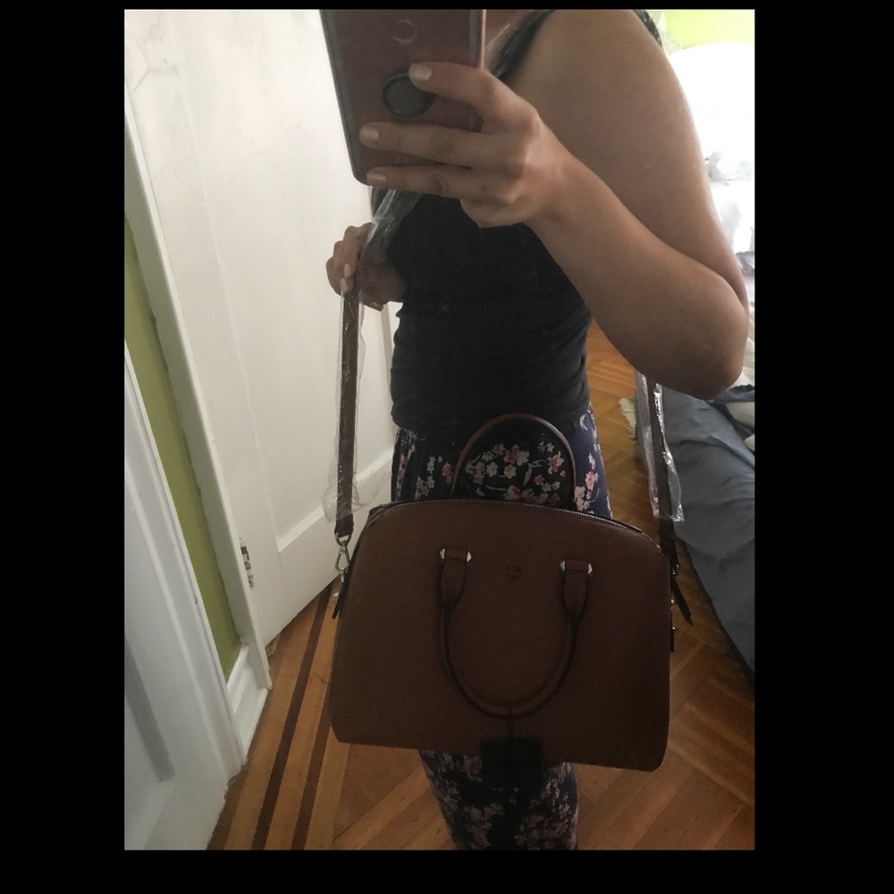 ⛔️SOLD⛔️MCM BAG - Picture 7 of 7