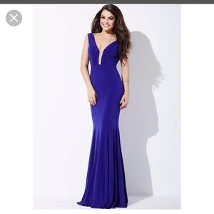 Jovanni Gown Style 22884