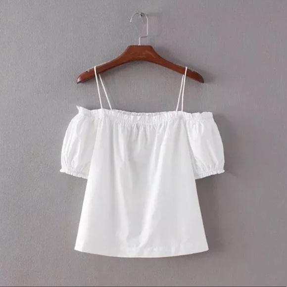 Exposed Shoulder Peasant Blouse - Picture 4 of 6