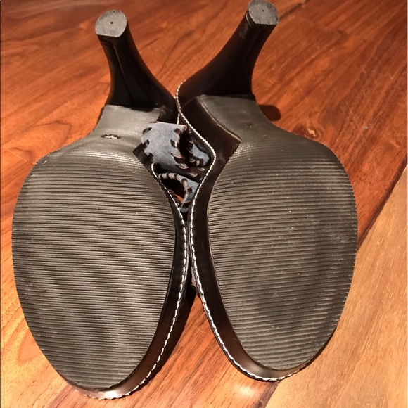 ‼️SALE‼️Final price💲Coach Kendra heels, W7 - Picture 5 of 6