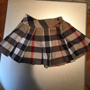 Burberry Girl's skirt