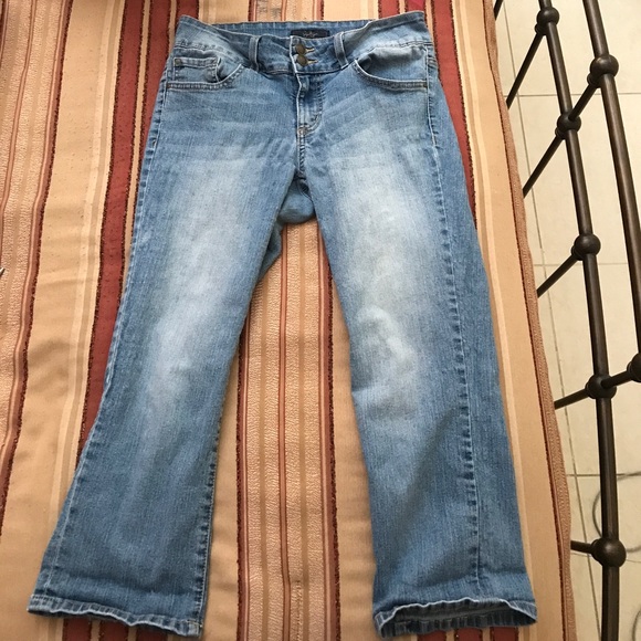 Jessica Simpson Jeans - Picture 1 of 2