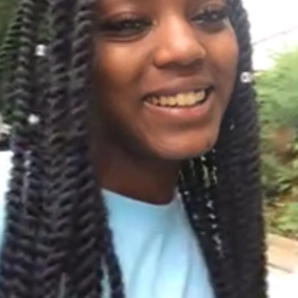 Meet your Posher, Giovanni