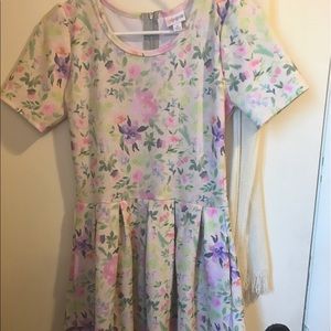 Lularoe Amelia dress