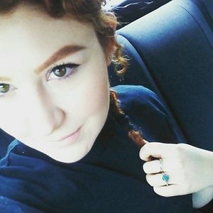 Meet your Posher, Adriana