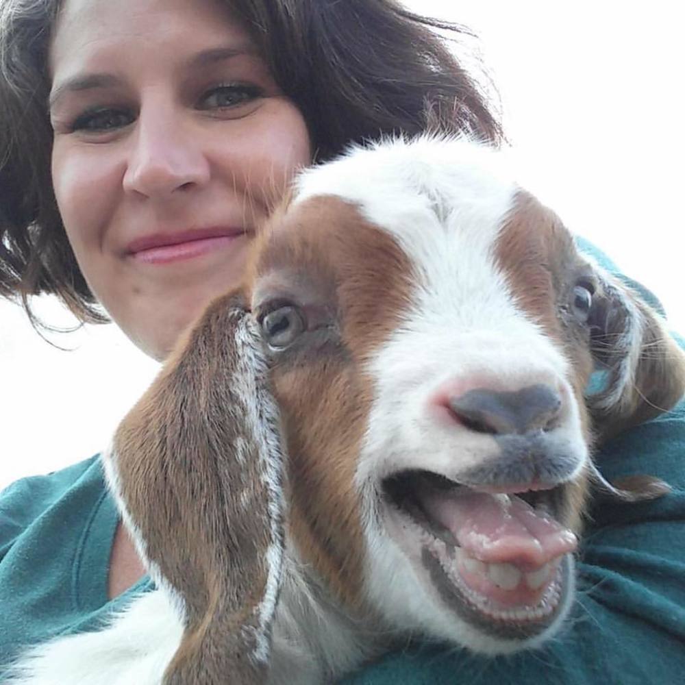 Meet your Posher, Amy