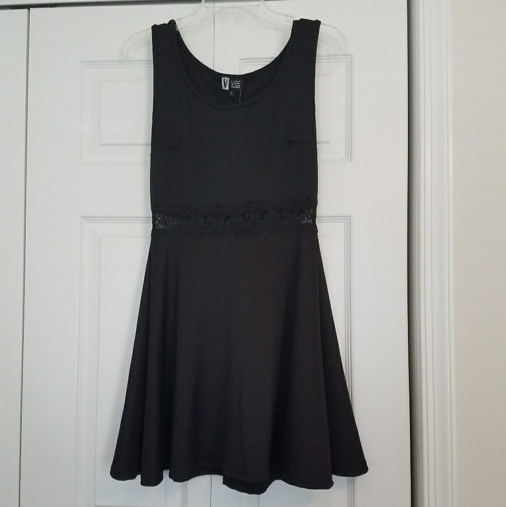 BRAND NEW dress with sheer lace trim