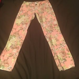 Floral capris