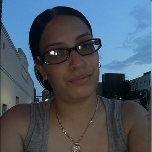 Meet your Posher, Milena