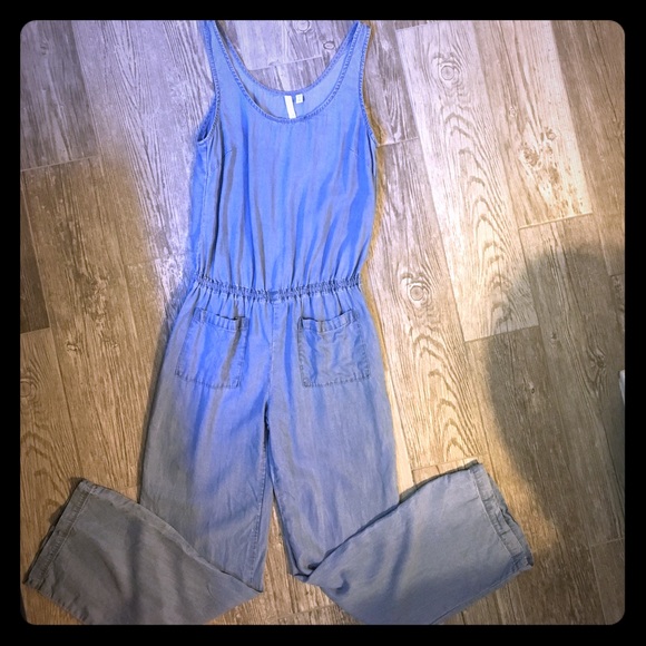 C and C California Chambray jumpsuit - Picture 1 of 2