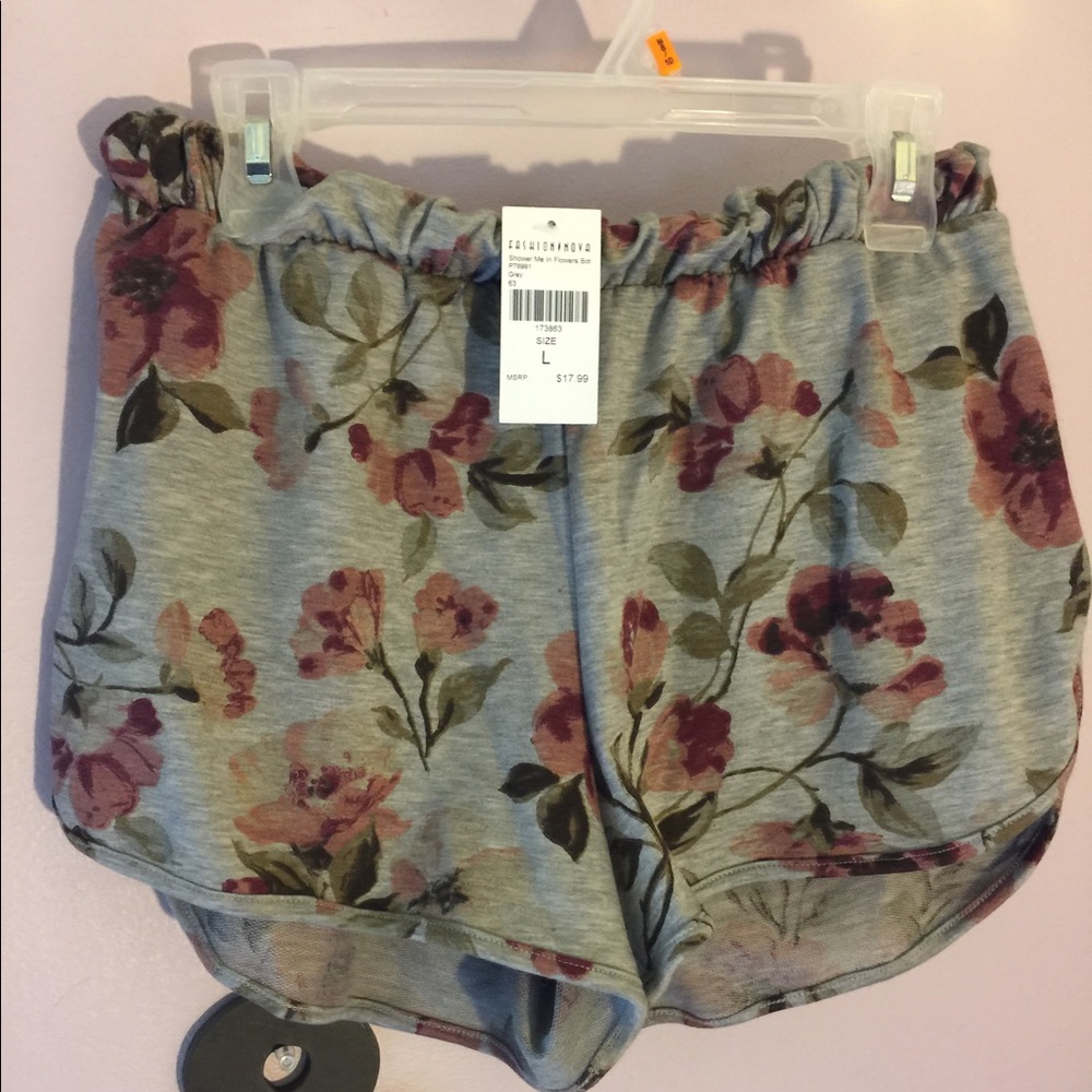 Fashion nova shorts