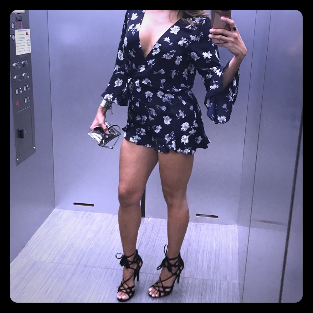 summery dress romper
