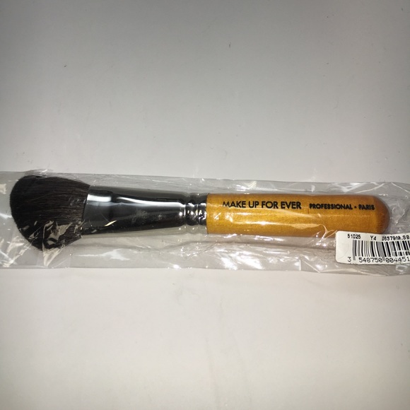 Make Up For Ever Brush #25S - Picture 1 of 4