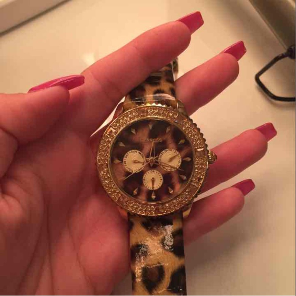 Express watch