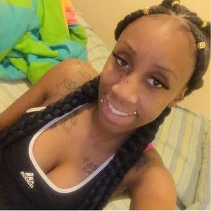 Meet your Posher, Jazmine