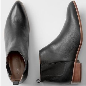 Gap Black Chelsea Boots