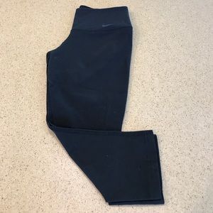 NIKE women's dri-fit leggings, black. XSM