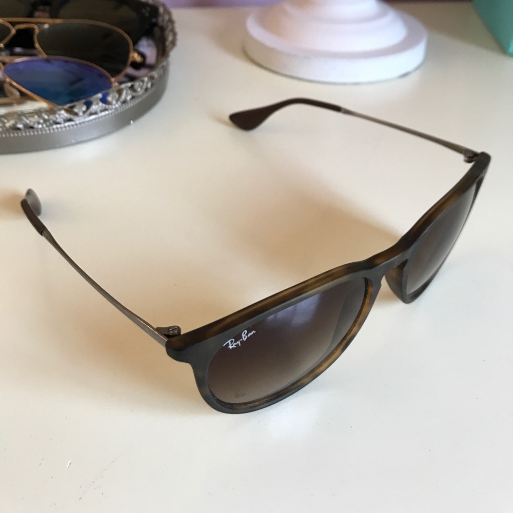 Ray-Ban Erika Sunglasses - Picture 2 of 3