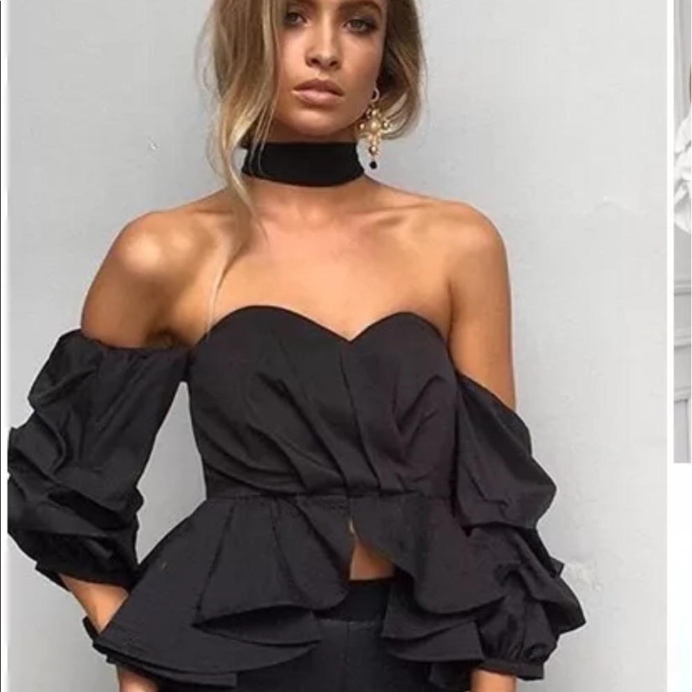 ⭐️Black Bustier Peplum Top - Picture 2 of 4
