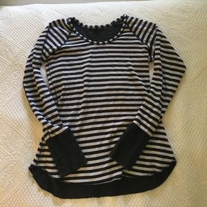 REVERSIBLE Lululemon long sleeve shirt