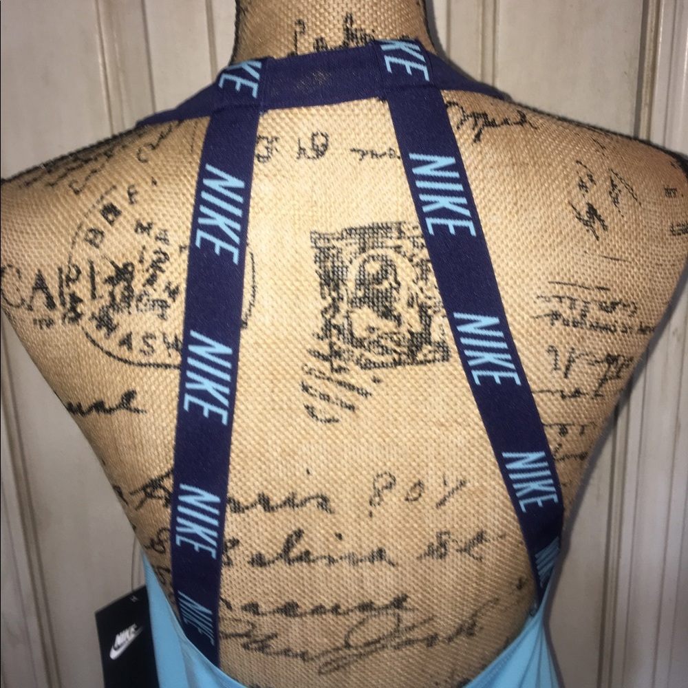 🌺‼️NIKE CLEARANCE SALE LAST ONE! NWT NIKE TANK🌺 - Picture 3 of 5