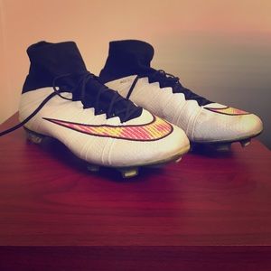 Mercurial superfly.