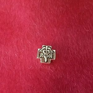 RN DiVinci Charm NWOT