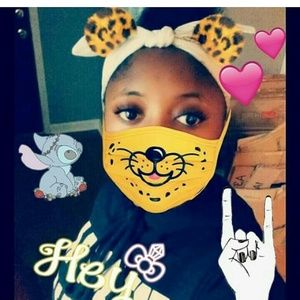 Meet your Posher, Raina