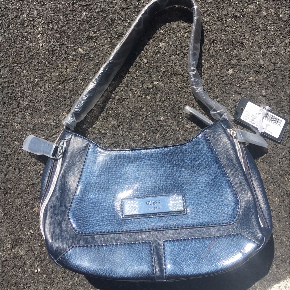 FLASH SALE NWT Guess purse