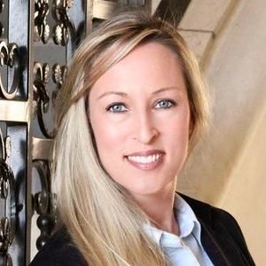 Meet your Posher, Cher