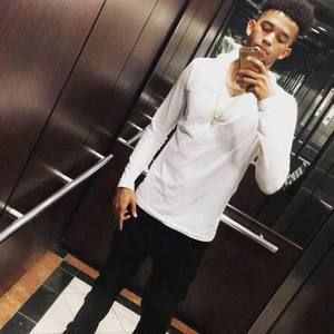 Meet your Posher, Howard