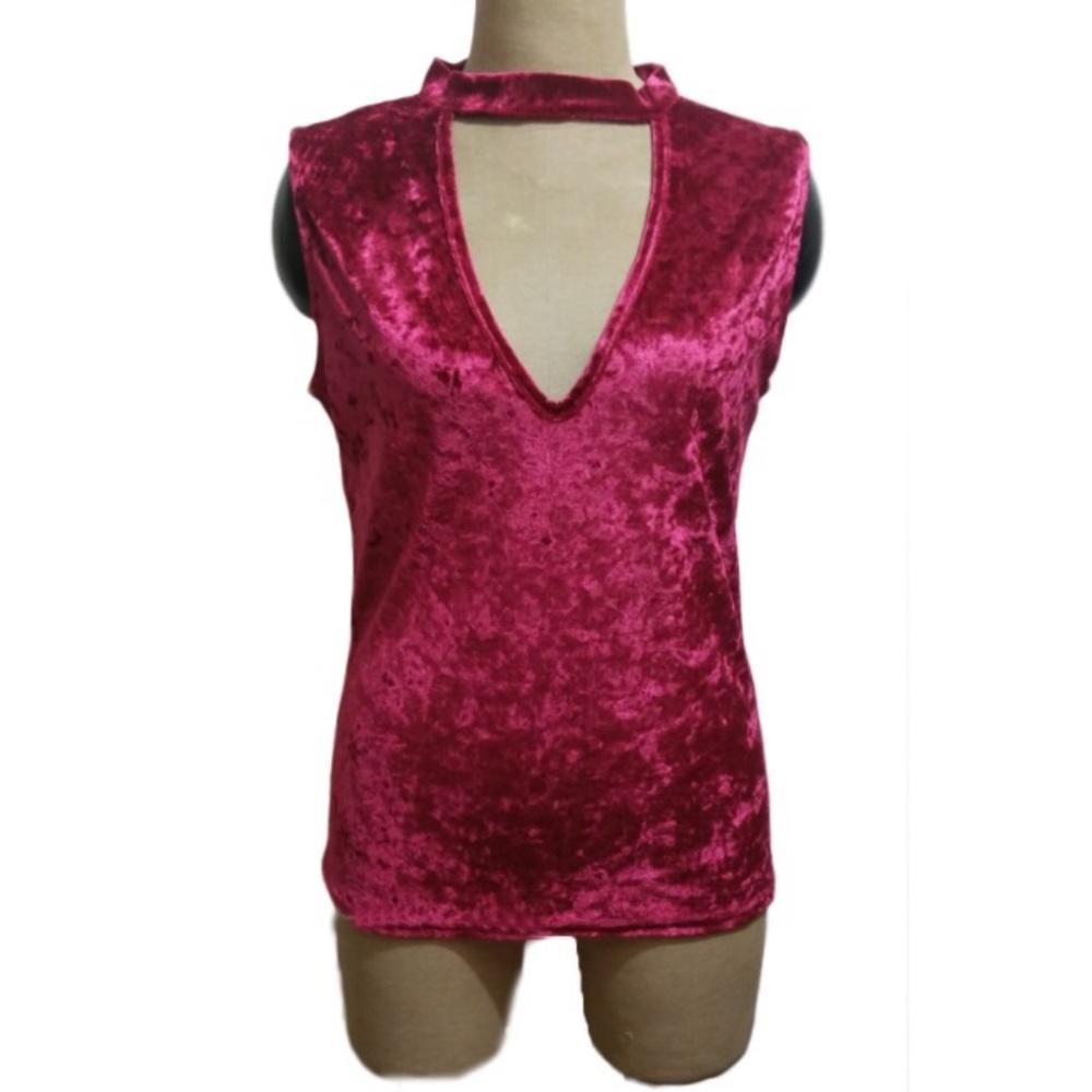 🌺 Distressed Velvet Magenta Blouse 🌺