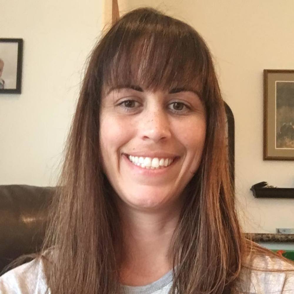Meet your Posher, Leslie