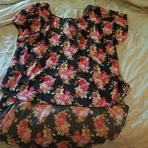 Hi low shirt with flowers