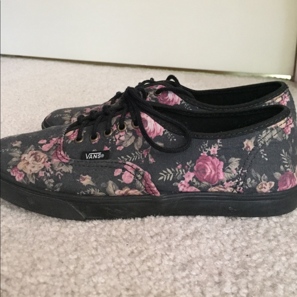 Black with floral pattern Vans