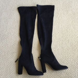 Knee high sexy boots new without tag