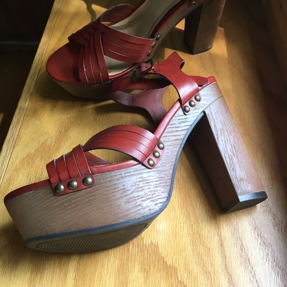 Brand New Rusty Red High Heels - Picture 2 of 6