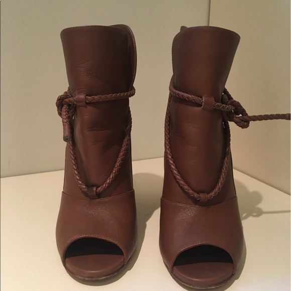 Valentino Tan Wedge Heels size 7 - Picture 1 of 3
