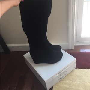 Steve Madden Ashleey Black Wedge boots