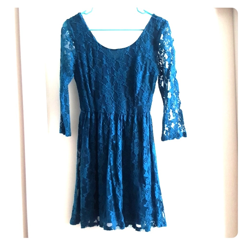Modcloth three quarter sleeve lace dress